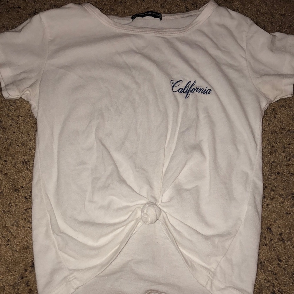 Brandy Melville t-shirt✨